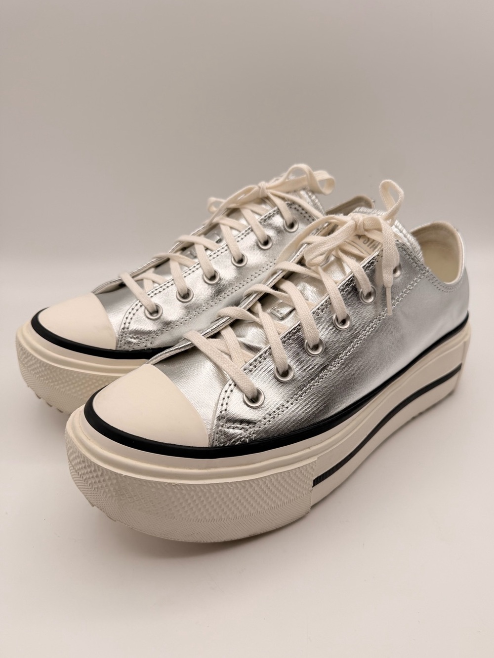 CONVERSE Chuck Taylor All Star Lift Platform Metallic Silver Sneakers Size 11
